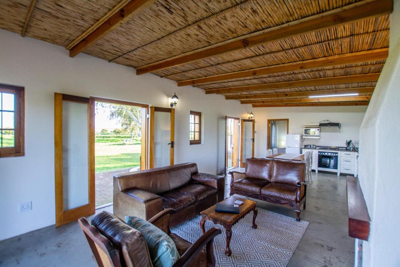 Denneboom Vineyards And Wildlife Apartment Paarl Exterior photo